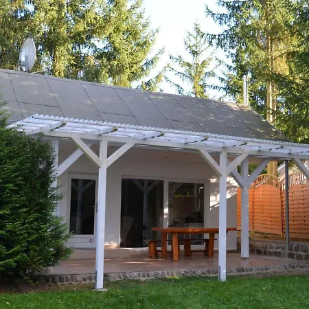 Mit Terrasse Und Kaminofen In